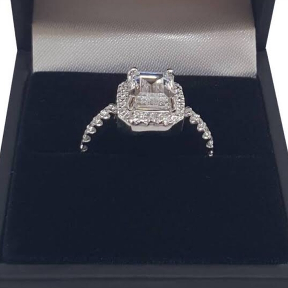 Diamond Rings - Picture 5 of 6